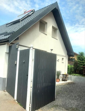 Happy Guests Residence